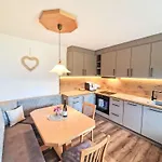 Dinkl By Interhome *